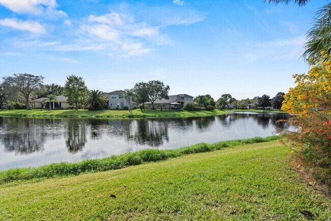 Building Photo - 293 Edge of Woods Rd