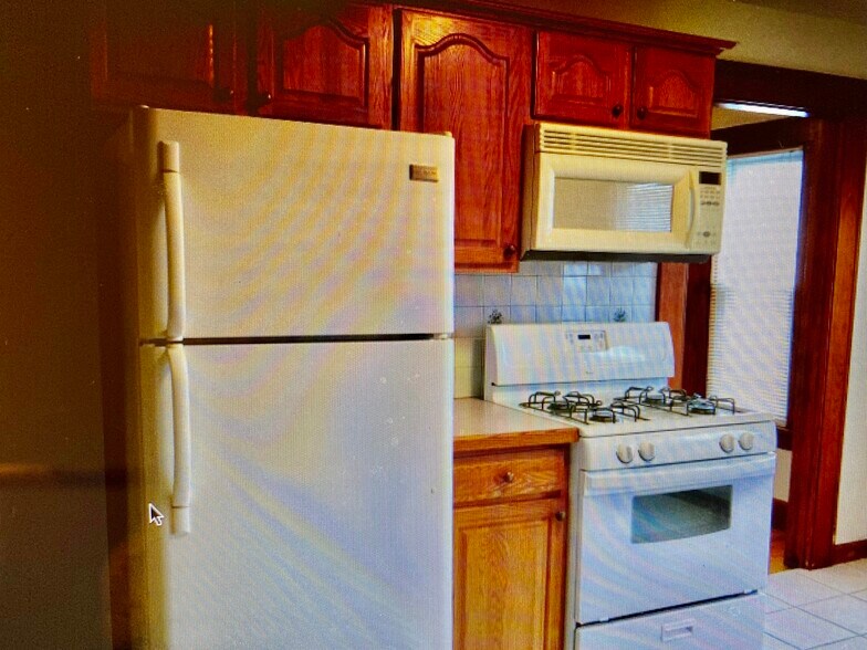 Building Photo - 5 Gardners Ln