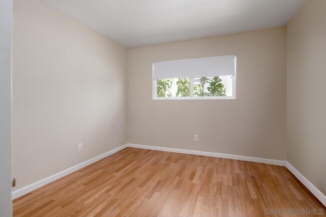 Building Photo - 2738 Erie St