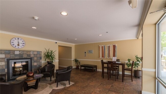 Building Photo - Heart of Downtown Bellingham! Great location with Water View!