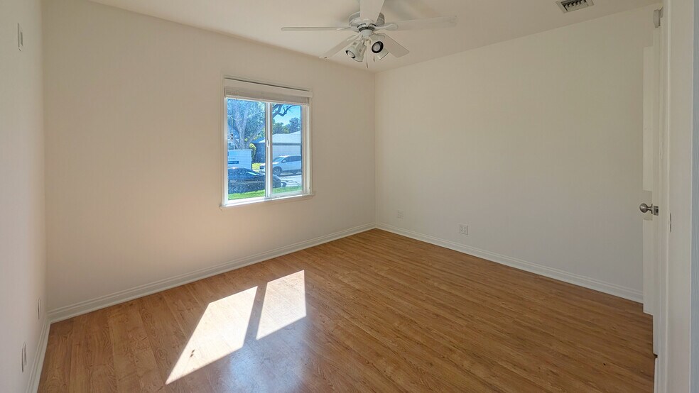 Bedroom #1 - 16955 Bassett St