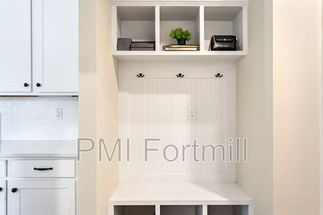 Building Photo - 3138 Montreaux Valley Dr