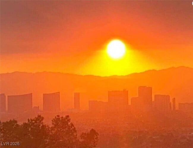 Building Photo - 481 Benedict Dr