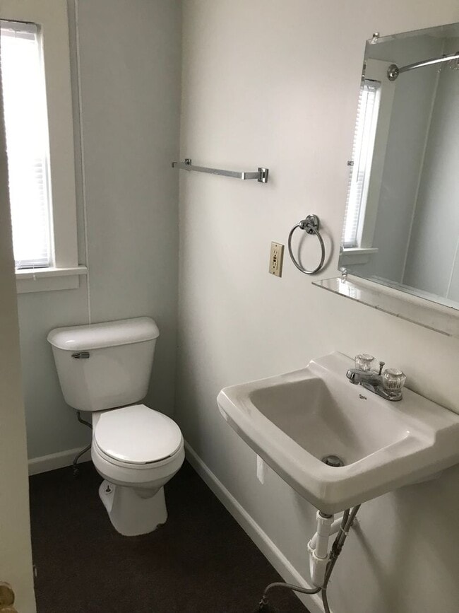 Building Photo - 328 Washington Ave