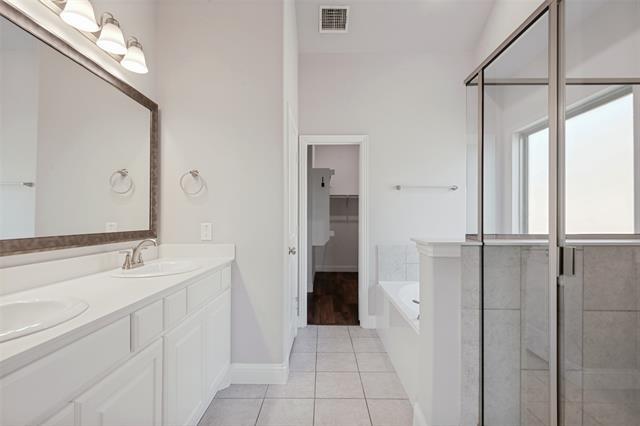 Building Photo - 328 Van Buren Dr