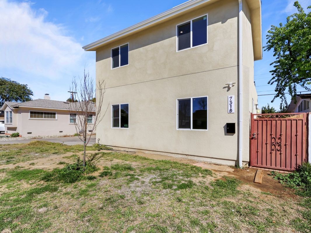 Building Photo - 7318 Leescott Ave