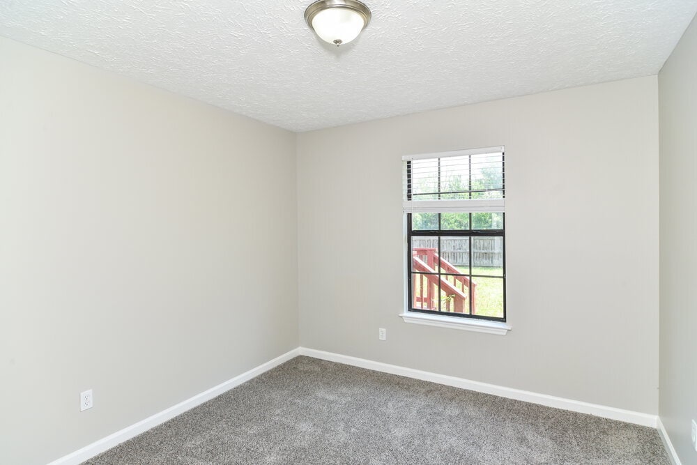 Building Photo - 312 Pine Ridge Ln