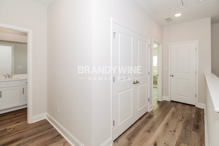 Building Photo - 1028 Wildflower Dr