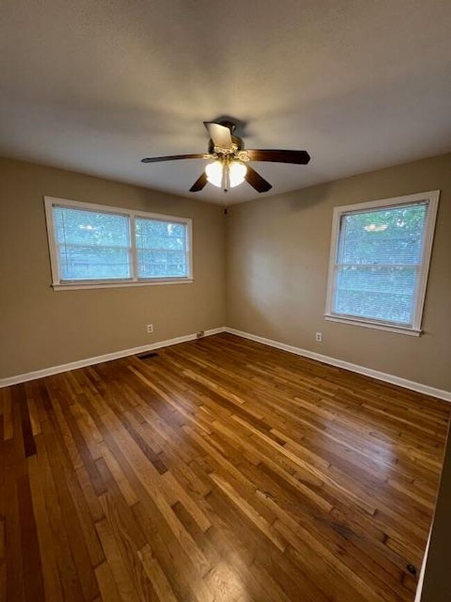 Building Photo - 3 Bedroom/2 Bath Home in Valdosta