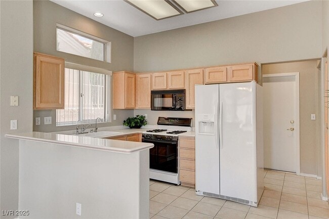 Building Photo - 10713 Grand Cypress Ave