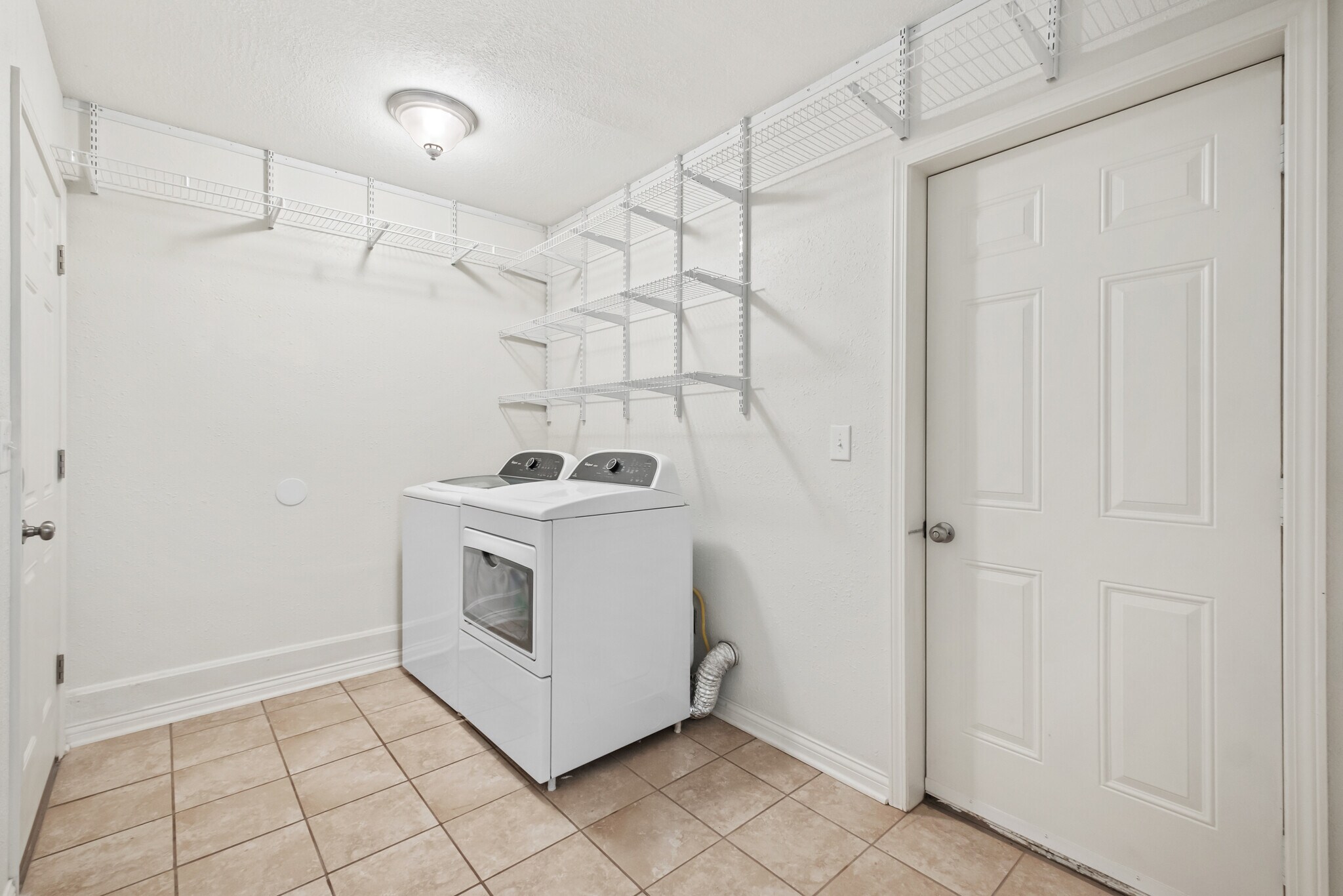 Building Photo - 850 W Kelley St