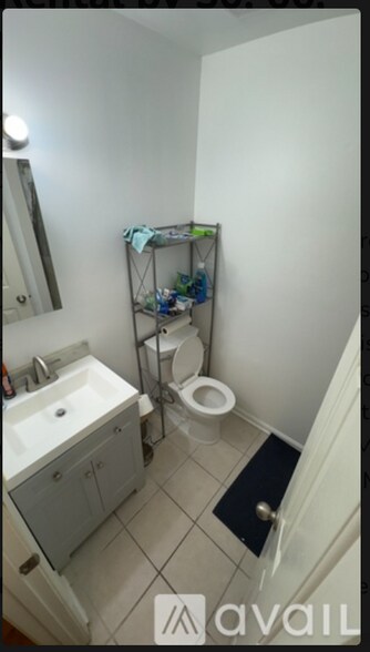 Building Photo - 2815 Lee Oaks Ct