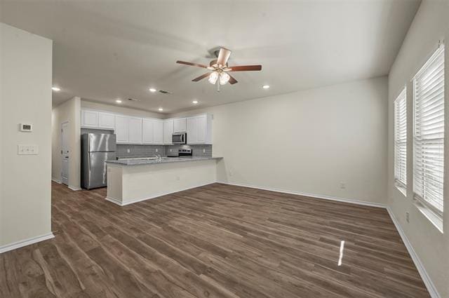 Building Photo - 105 4th St
