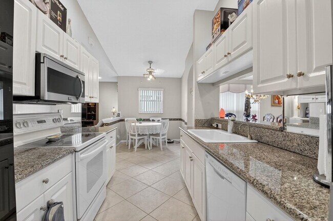Building Photo - 7470 Chorale Rd