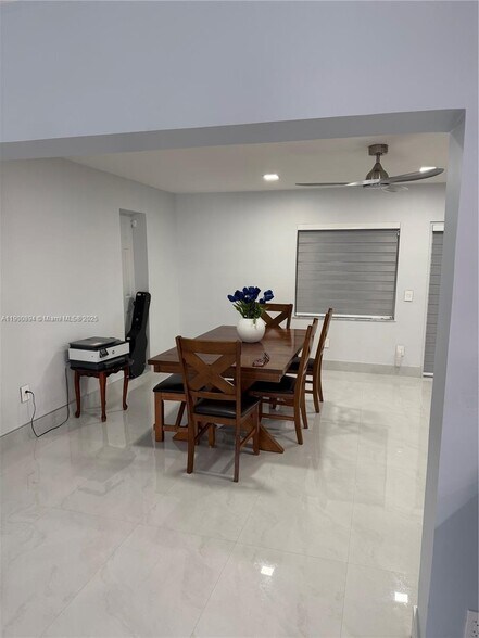 Building Photo - 12525 SW 187th Ter