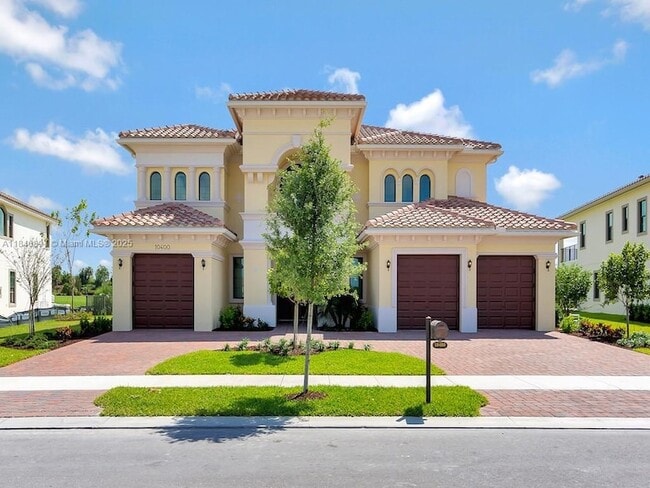 Building Photo - 10400 S Barnsley Dr