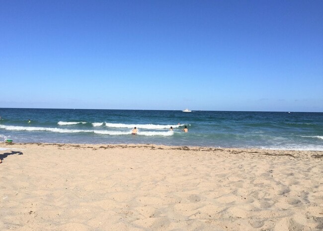 Building Photo - 924 SW 9th St Cir