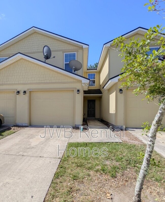 Building Photo - 7820 Playschool Ln