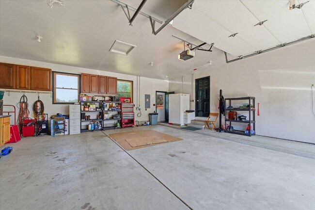 Building Photo - 5700 W M 36
