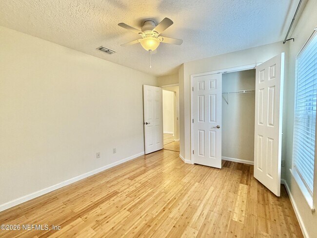 Building Photo - 12962 Brians Creek Dr