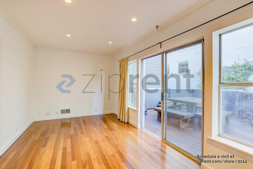 Building Photo - 66 Bernard St