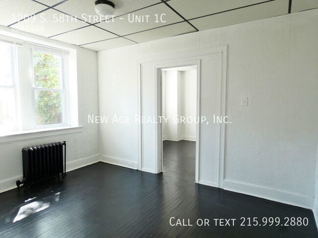 Building Photo - 1209 S 58th St