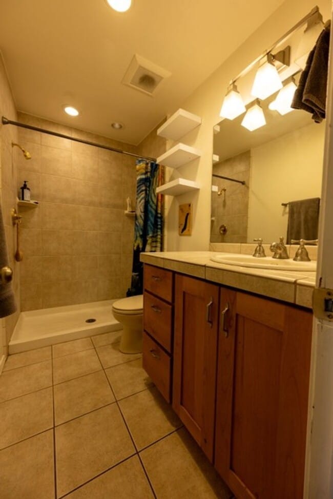 Building Photo - Sun Valley Townhome Steps from Skiing, Hiking, and Biking Trails