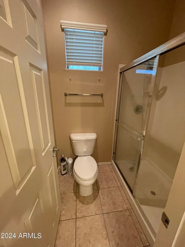 Building Photo - 15240 N 142nd Ave