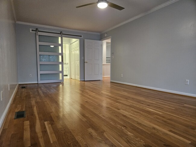 Building Photo - 602 Mockingbird Way