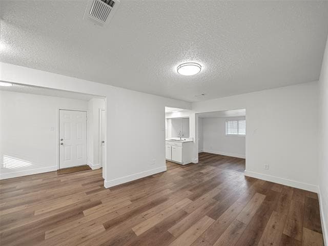 Building Photo - 1409 Morrison Dr