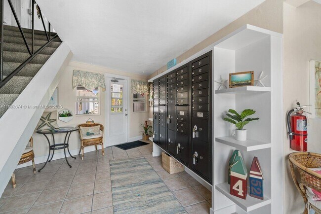 Building Photo - 4228 N Ocean Dr