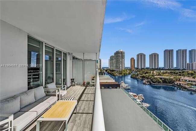 Building Photo - 400 Sunny Isles Blvd