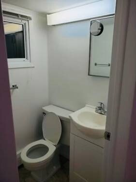 Building Photo - 4 Sea Cliff Ave