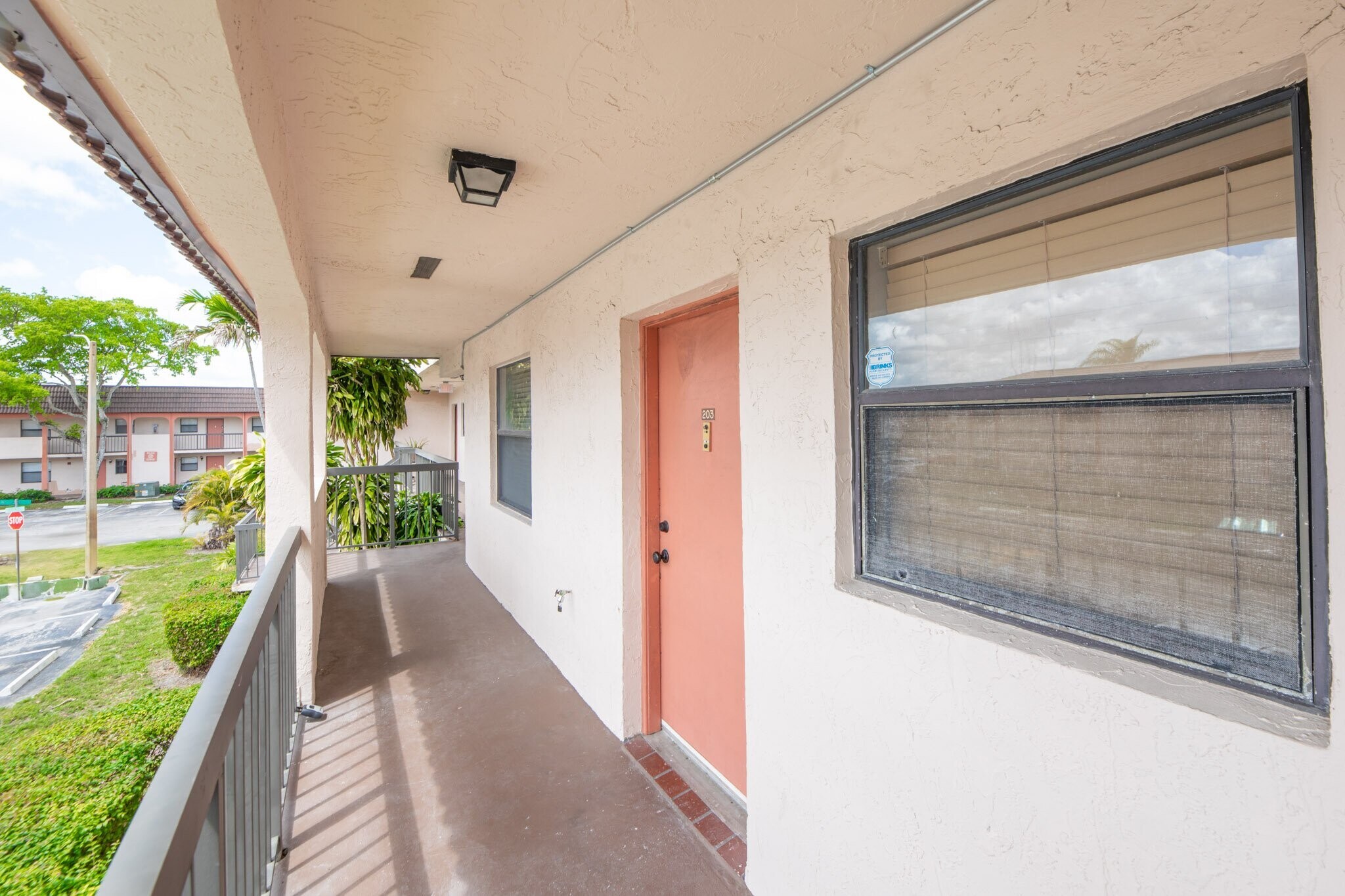 Building Photo - 851 NE 209th Terrace