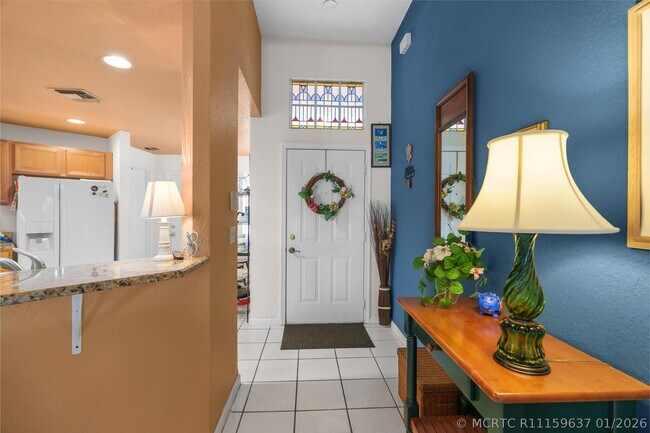 Building Photo - 5260 Grande Palm Cir