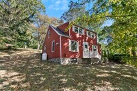 Building Photo - 105 Southworth St