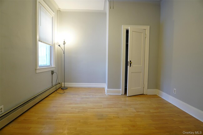 Building Photo - 91-06 97th Ave