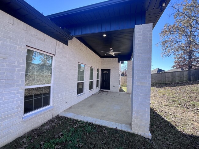 Building Photo - 8817 Stillwater Rd