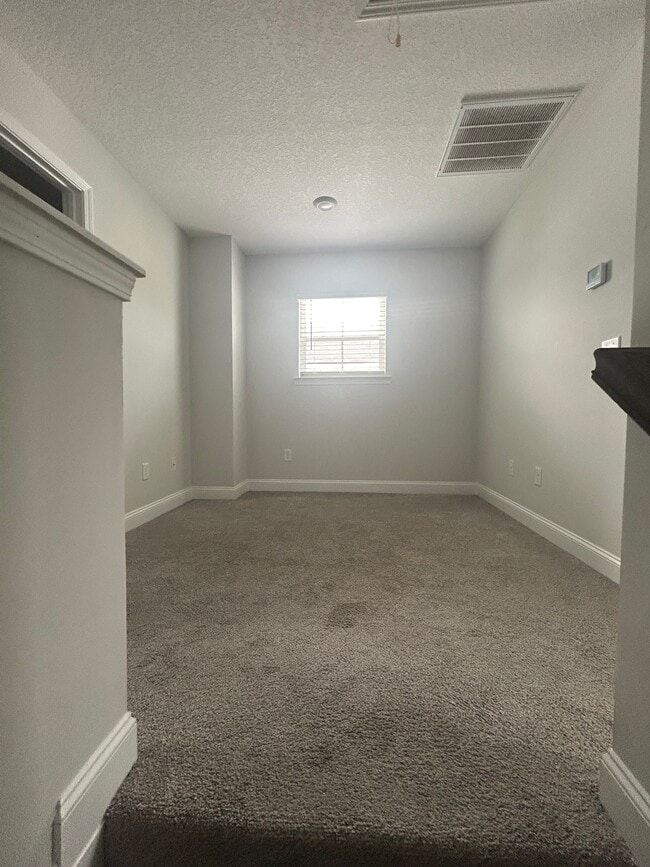 Building Photo - 864 Grayson Ave