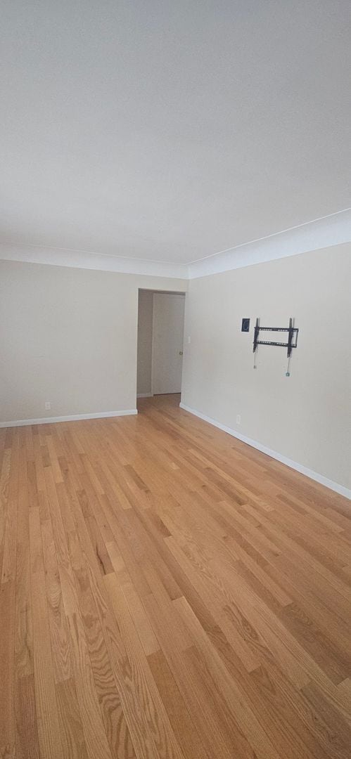 Building Photo - 3 BED 2 BATH COMPLETELY UPDATED SINGLE FAMILY HOME ---- FLORAL