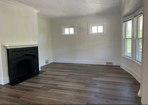 Building Photo - 3265 E Overlook Rd