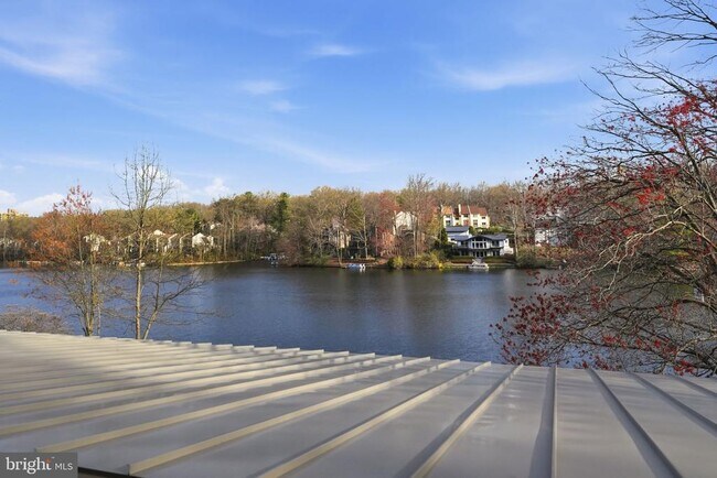 Building Photo - 11216 S Shore Rd