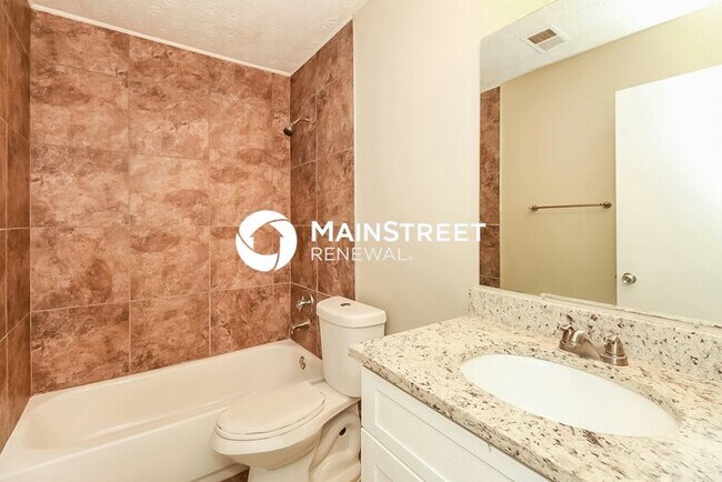 Building Photo - 3 Bedroom Pet-Friendly Home in Riverdale, GA with Main Street Renewal