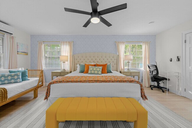 Building Photo - 522 31st St W