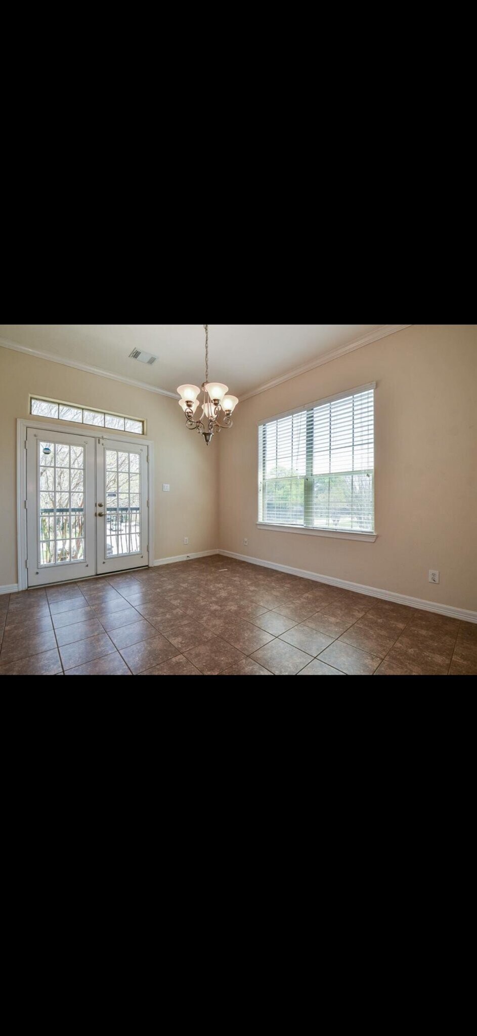 Building Photo - 8002 Stoneyway Dr