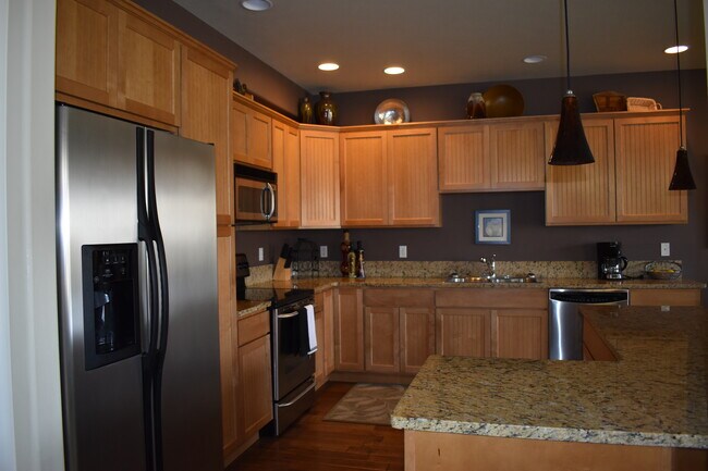 Primary Photo - 23548 Sunserra Loop NW