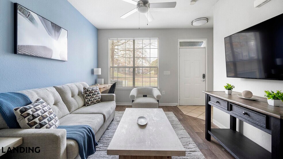 Building Photo - 261 Veterans Pkwy