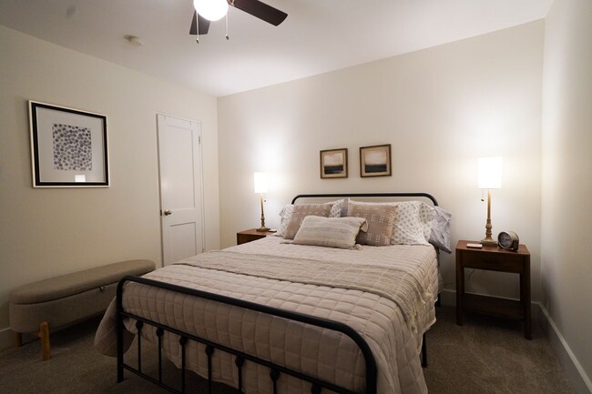 Building Photo - The Grove -Fully furnished-all Utilities -...