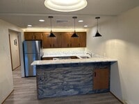 Building Photo - Large Mount Vernon 2 Bed 2 Bath