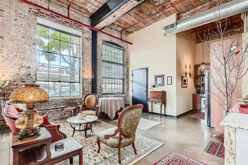 Building Photo - 170 Boulevard, 101F